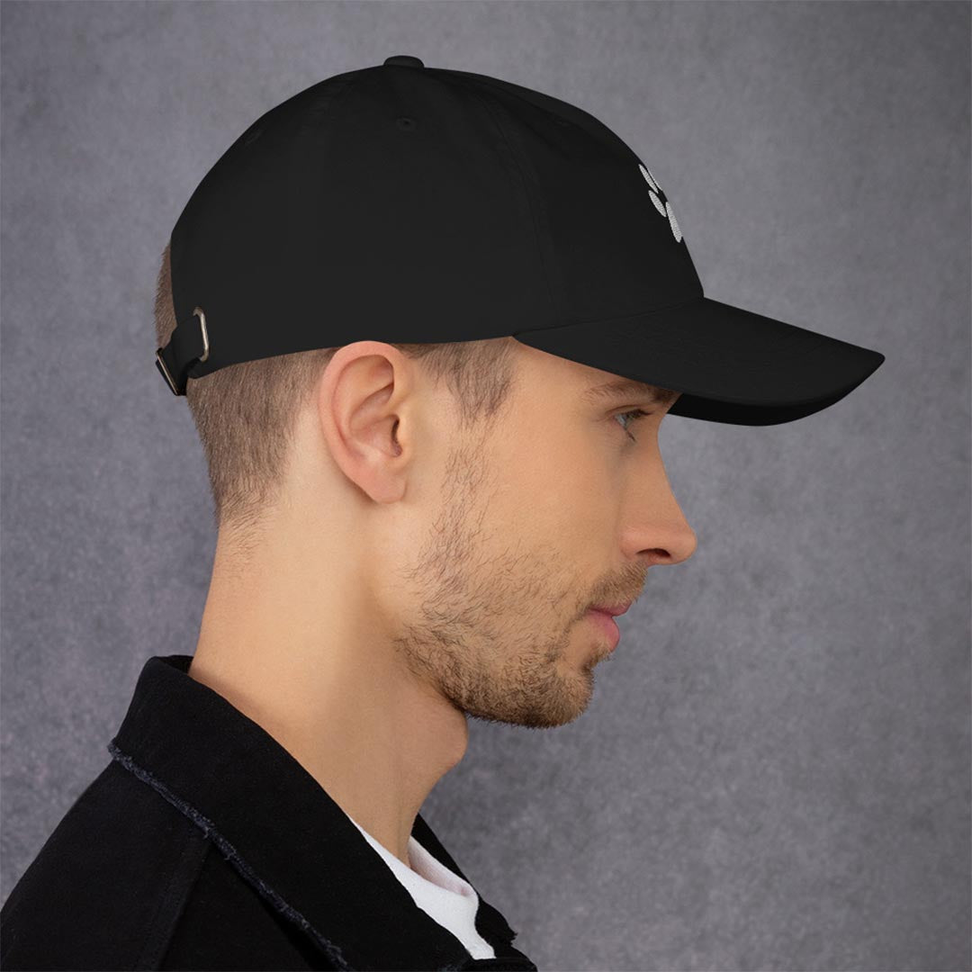 Paw print dad hat made for German Shepherd lovers and owners, black color - GSD Colony