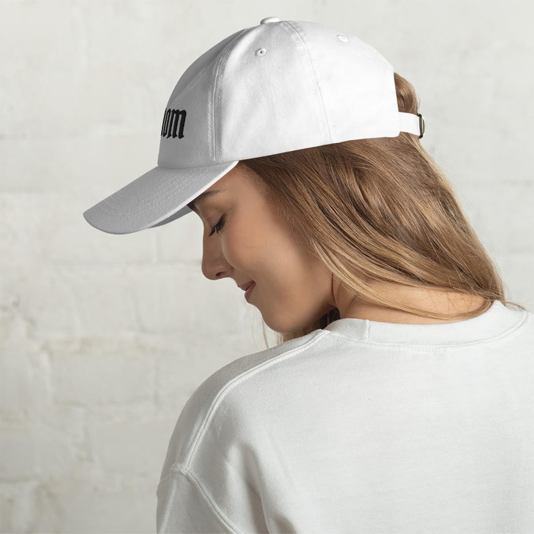 Dog Mom hat made for German Shepherd lovers and owners, white color - GSD Colony