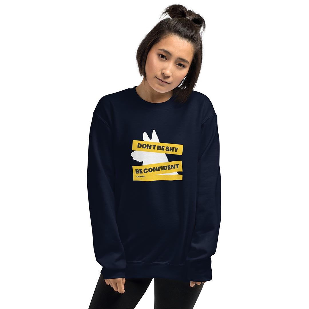 Model wearing Be confident like me German Shepherd lovers sweatshirt blue navy color - GSD Colony