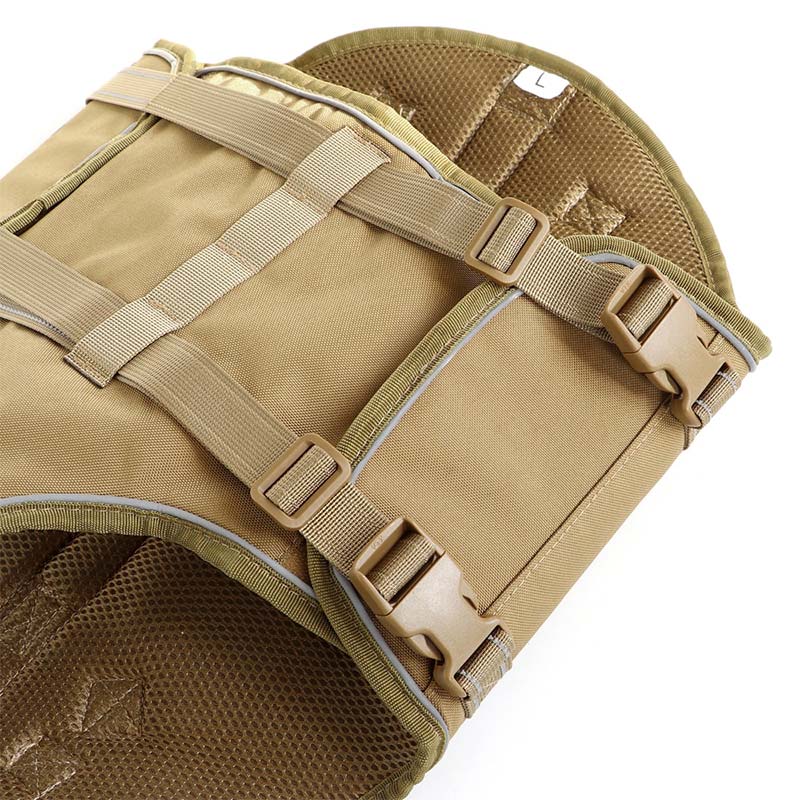Adjustable straps of tactical German Shepherd harness - GSD Colony