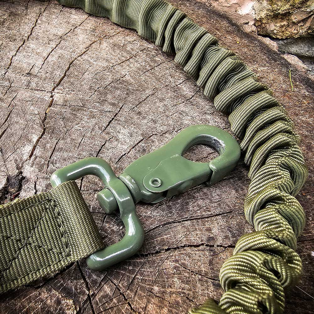 German Shepherd tactical leash dual grip 3