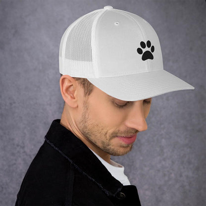 Model in Paw print trucker cap made for German Shepherd lovers and owners, white color - GSD Colony